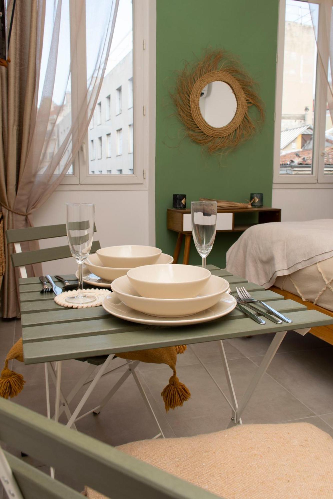La Boheme Au Vieux-Port Apartment Marseille Bagian luar foto